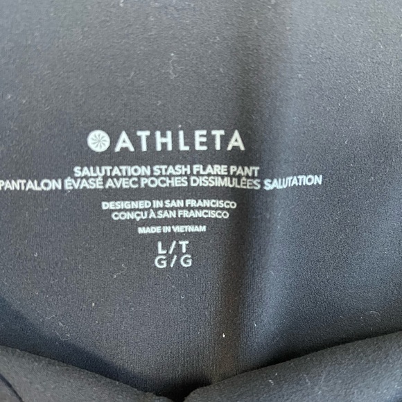 Athleta Salutation stash flare black size large tall - Picture 4 of 7